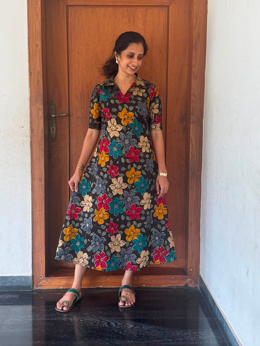 Black Multicolour Floral A-Line Cotton Kurti